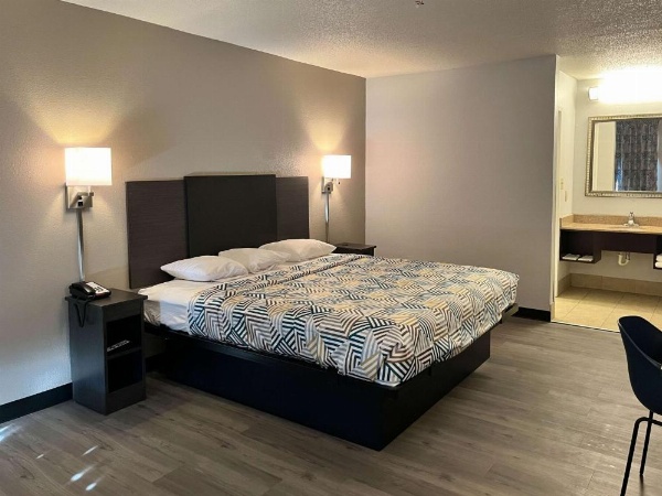 Motel 6 Montgomery, AL - Eastern Blvd. image 7